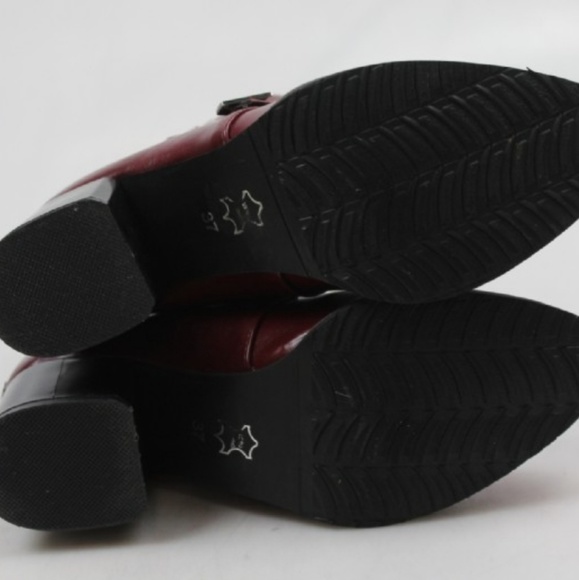 Red Cross Booties - Picture 2 of 2